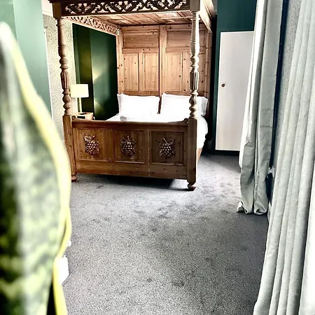 Park Broom - Caldew House - Eden House - Petteril House * 卡莱尔